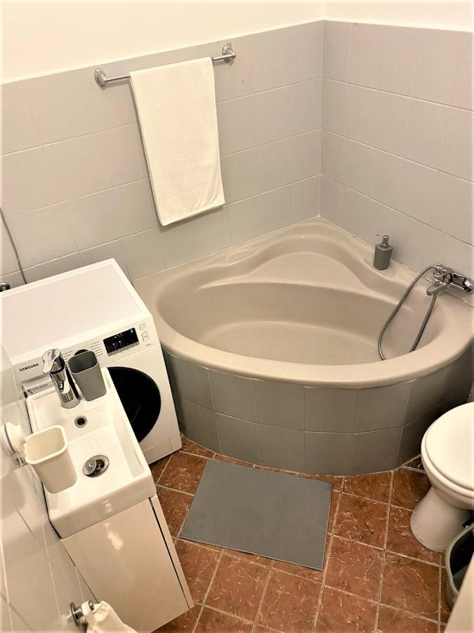 Apartament Quiet And Private Studio In The Center Budapeszt Zewnętrze zdjęcie